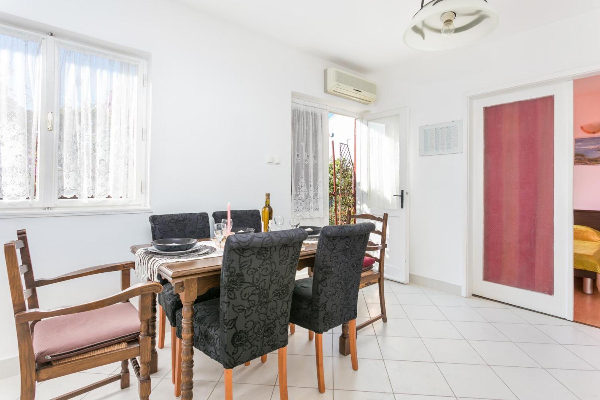 Apartments By The Sea Seget Vranjica, Trogir - 1038 Quarto foto